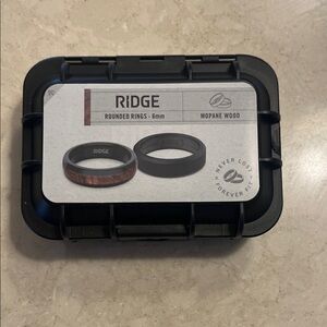 Ridge Men's Rounded Rings - Black and Brown